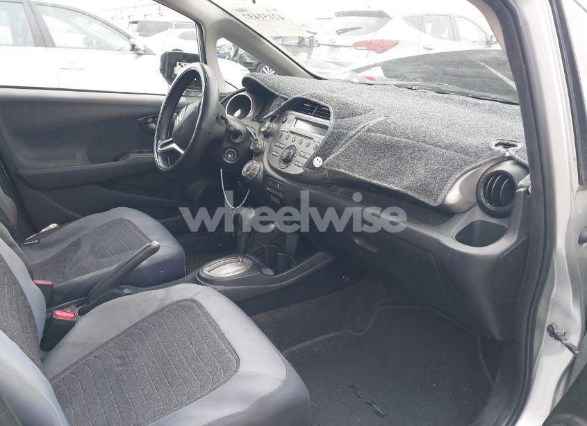 Photo 5 of 2012 Honda Fit (VIN JHMGE8H32CC001374)