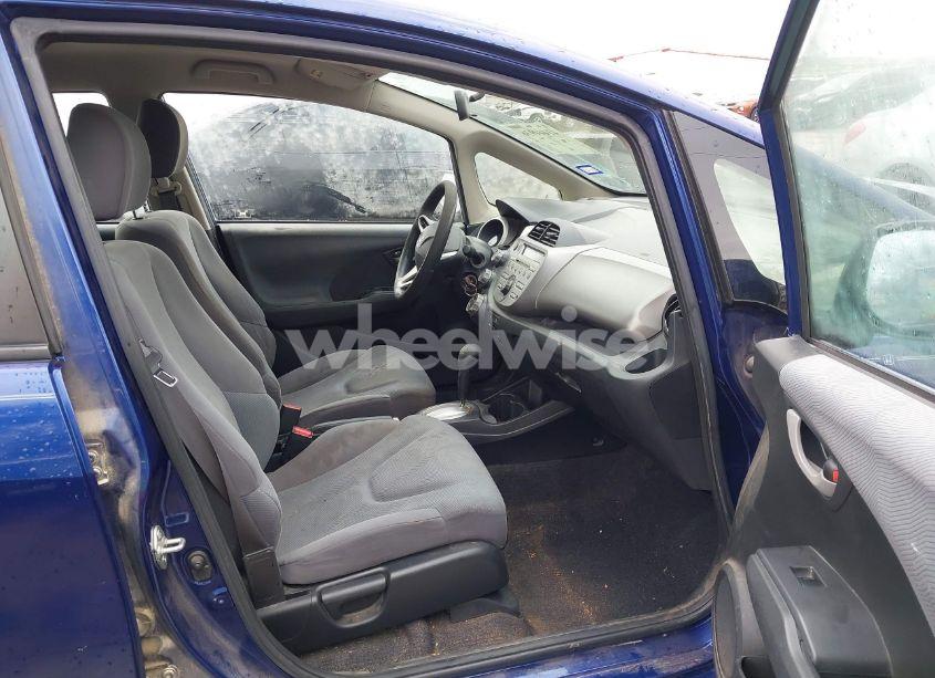 Photo 5 of 2012 Honda Fit (VIN JHMGE8H32CC040529)