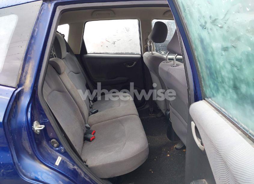 Photo 8 of 2012 Honda Fit (VIN JHMGE8H32CC040529)