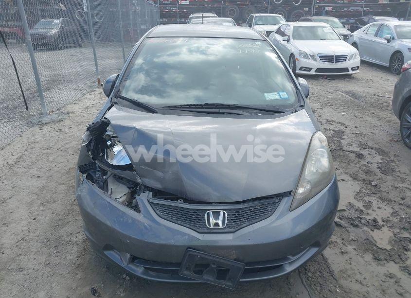 Photo 12 of 2013 Honda Fit (VIN JHMGE8H32DC008522)