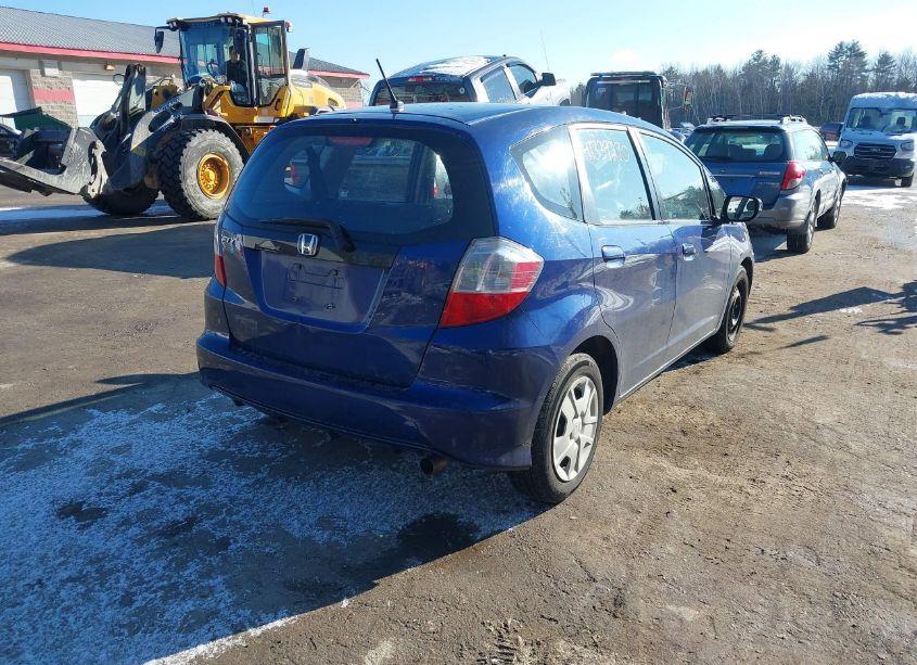 Photo 4 of 2013 Honda Fit (VIN JHMGE8H32DC017463)