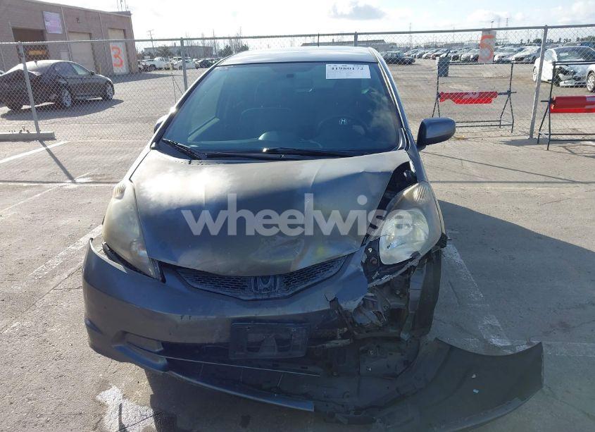 Photo 12 of 2013 Honda Fit (VIN JHMGE8H32DC018130)