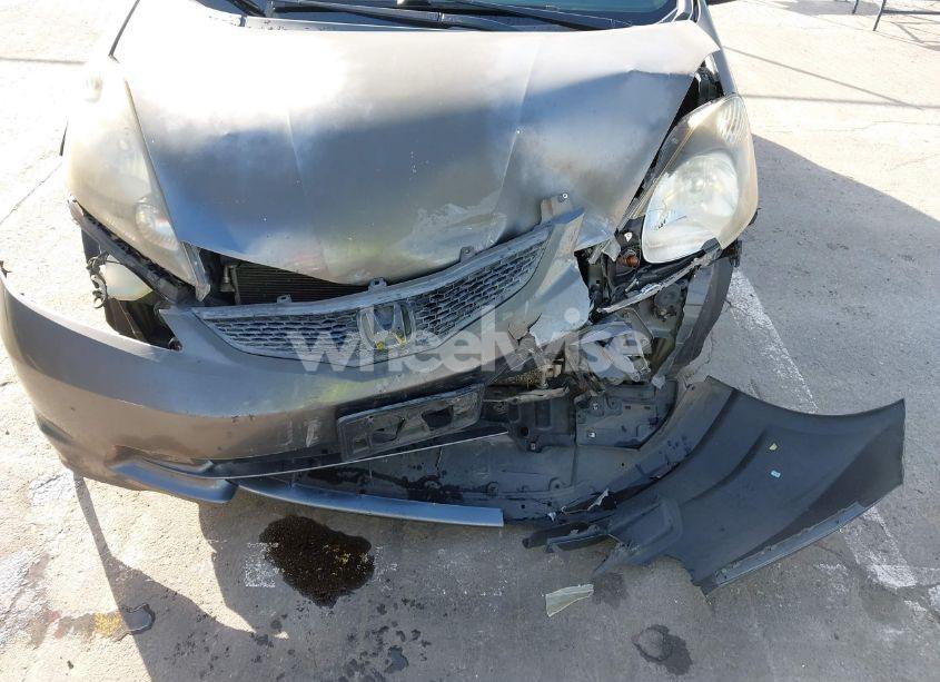 Photo 6 of 2013 Honda Fit (VIN JHMGE8H32DC018130)