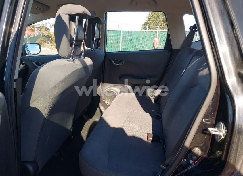 Photo 8 of 2013 Honda Fit (VIN JHMGE8H32DC034229)