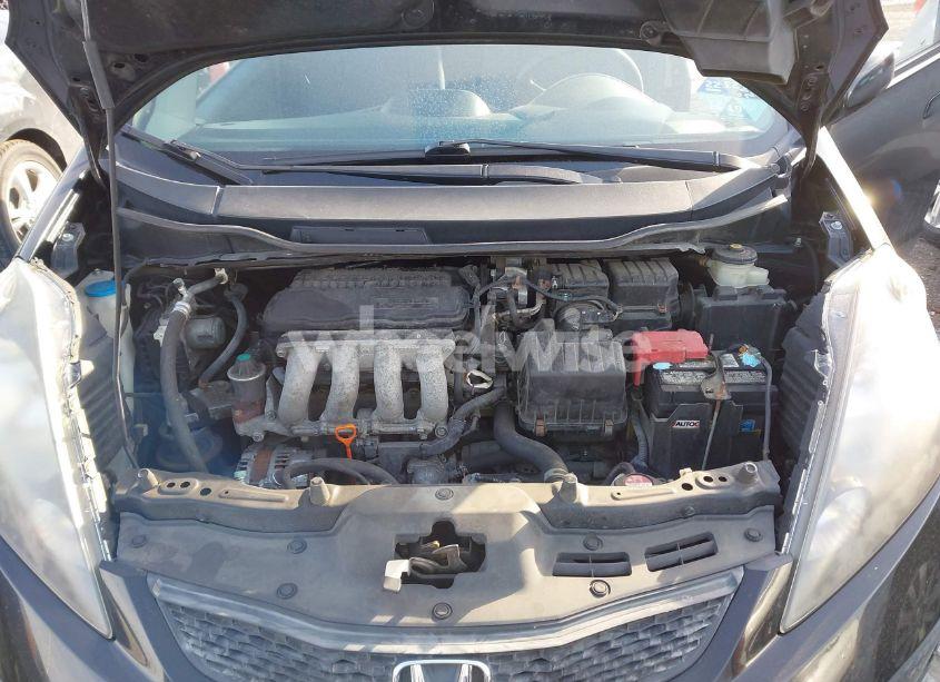 Photo 10 of 2013 Honda Fit (VIN JHMGE8H32DC035803)