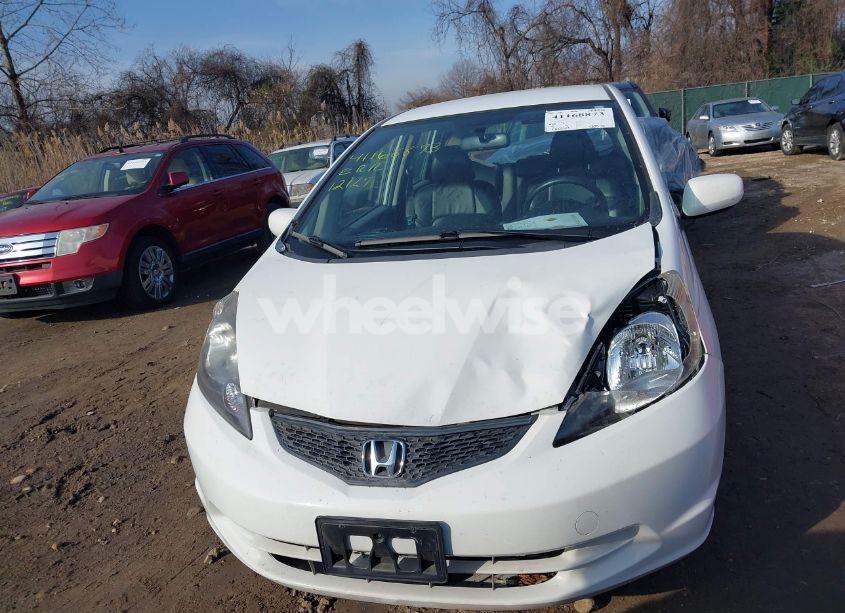 Photo 12 of 2013 Honda Fit (VIN JHMGE8H32DC036238)