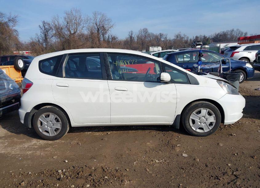 Photo 13 of 2013 Honda Fit (VIN JHMGE8H32DC036238)