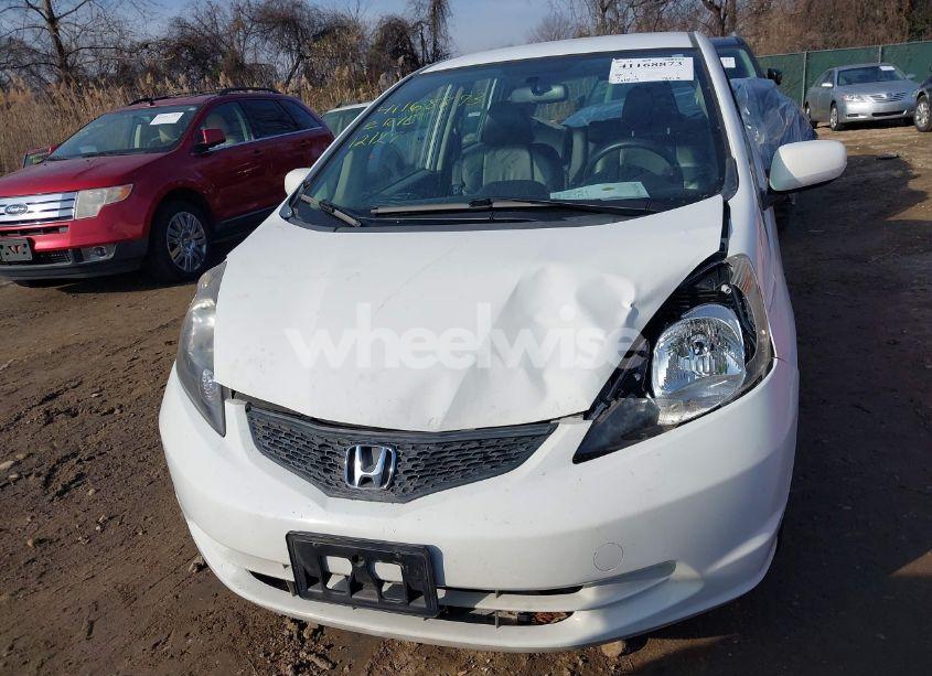 Photo 6 of 2013 Honda Fit (VIN JHMGE8H32DC036238)