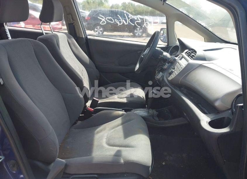 Photo 5 of 2013 Honda Fit (VIN JHMGE8H32DC046557)