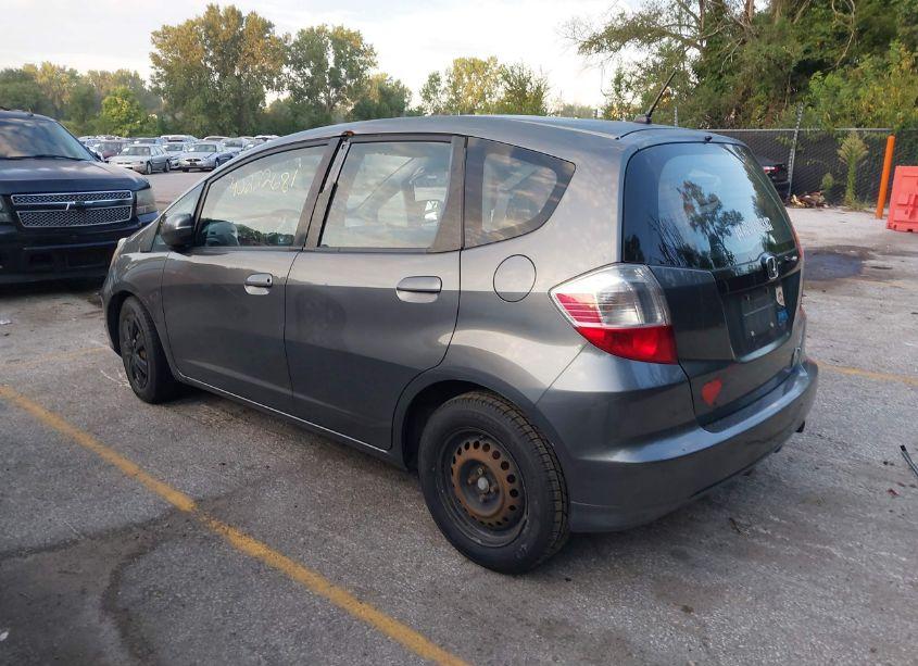 Photo 3 of 2013 Honda Fit (VIN JHMGE8H32DC060362)