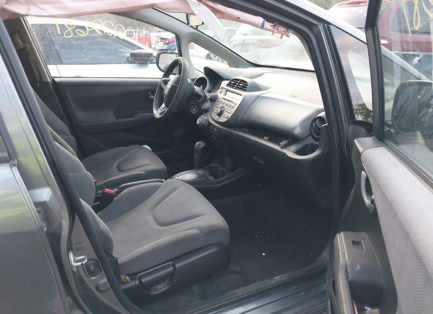 Photo 5 of 2013 Honda Fit (VIN JHMGE8H32DC060362)