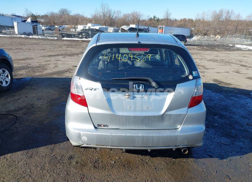 Photo 17 of 2011 Honda Fit (VIN JHMGE8H33BS008483)