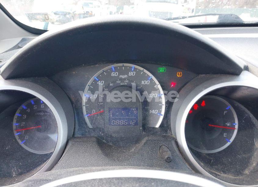 Photo 7 of 2012 Honda Fit (VIN JHMGE8H33CC009807)