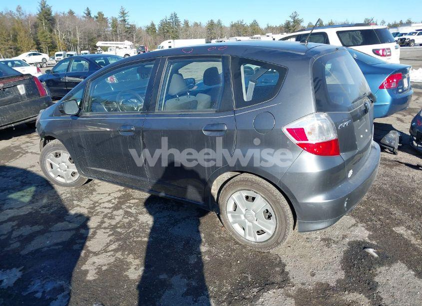 Photo 3 of 2012 Honda Fit (VIN JHMGE8H33CC037820)