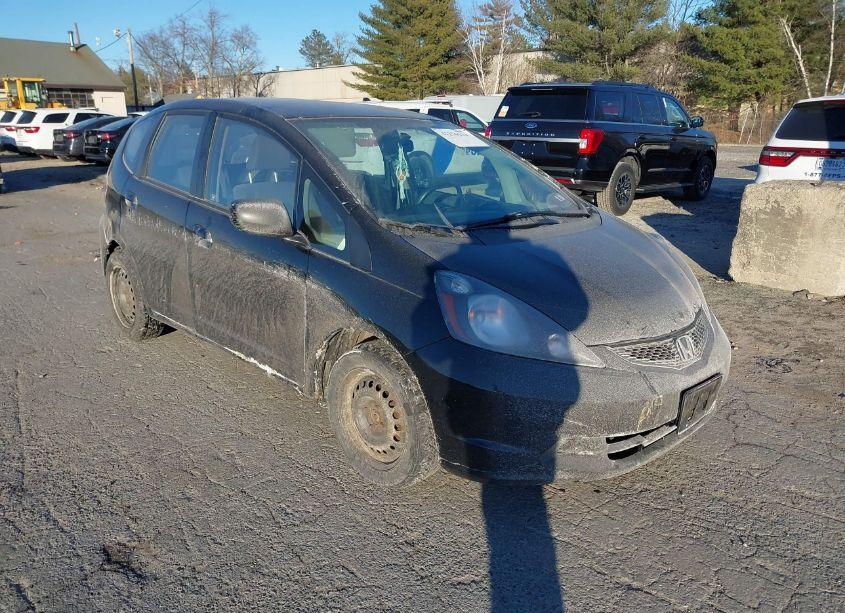 2013 Honda Fit (VIN JHMGE8H33DC015219) main photo