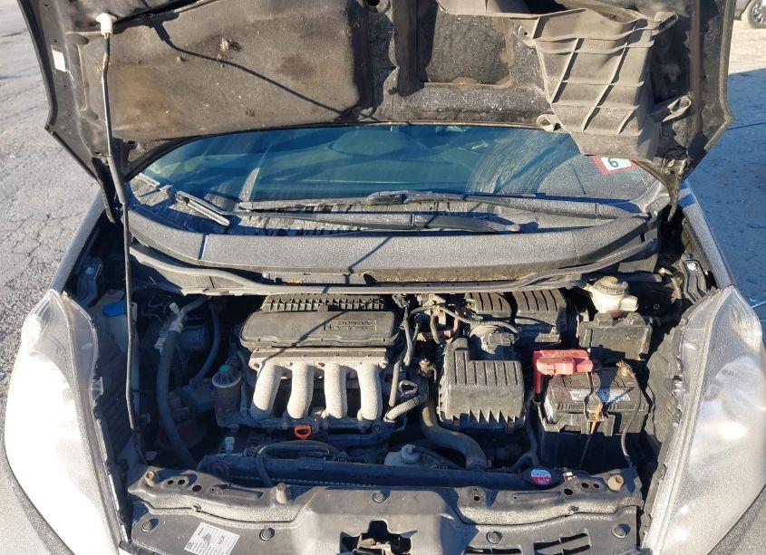 Photo 10 of 2013 Honda Fit (VIN JHMGE8H33DC015219)