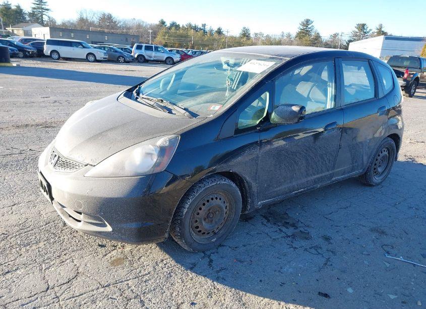 Photo 2 of 2013 Honda Fit (VIN JHMGE8H33DC015219)