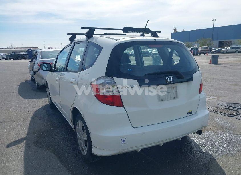 Photo 3 of 2013 Honda Fit (VIN JHMGE8H33DC061679)