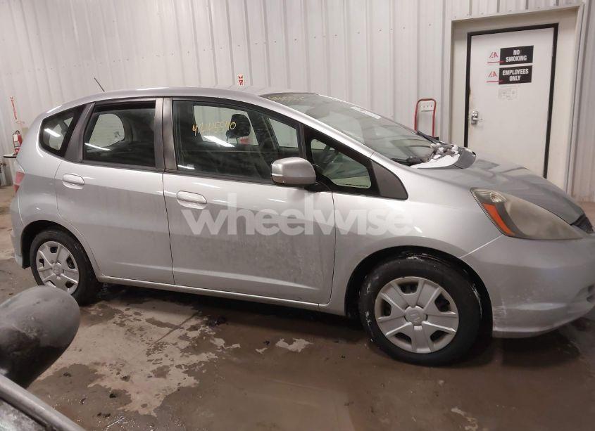 Photo 13 of 2013 Honda Fit (VIN JHMGE8H33DC071578)