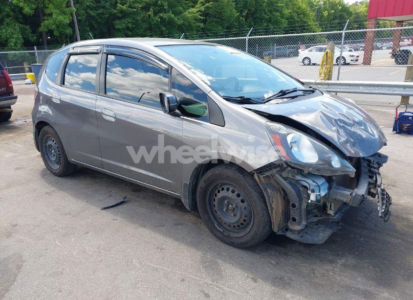 2013 Honda Fit (VIN JHMGE8H33DC079955) main photo