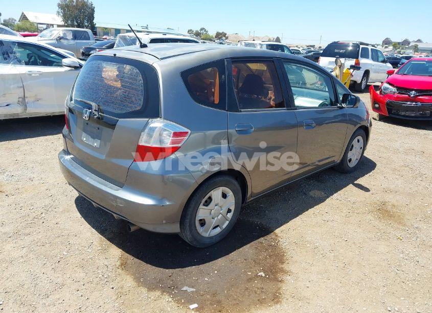 Photo 4 of 2013 Honda Fit (VIN JHMGE8H34DC082914)