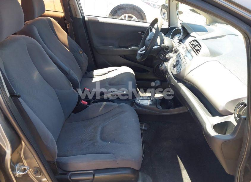 Photo 5 of 2013 Honda Fit (VIN JHMGE8H34DC082914)