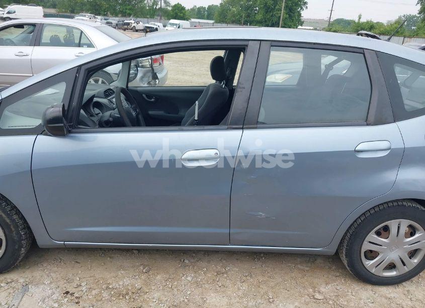 Photo 14 of 2011 Honda Fit (VIN JHMGE8H35BC025196)