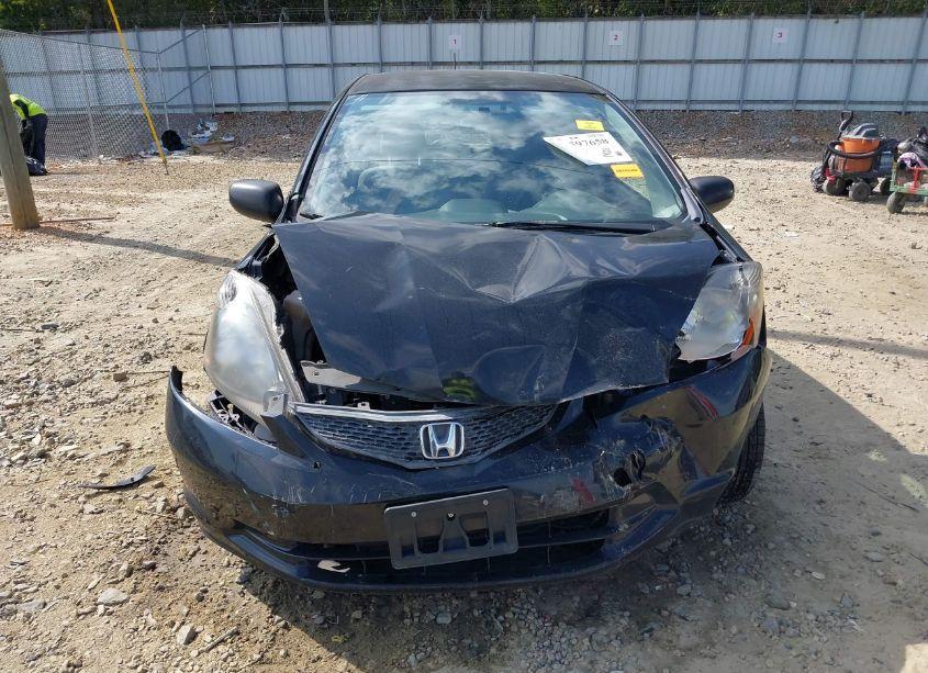 Photo 12 of 2011 Honda Fit (VIN JHMGE8H35BS004306)