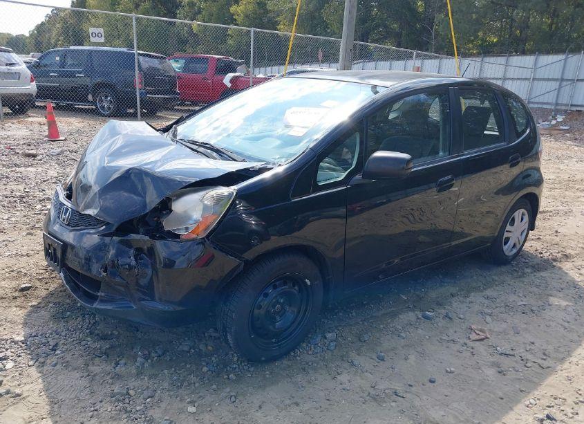 Photo 2 of 2011 Honda Fit (VIN JHMGE8H35BS004306)