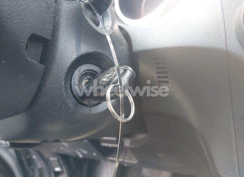 Photo 11 of 2012 Honda Fit (VIN JHMGE8H35CS002119)