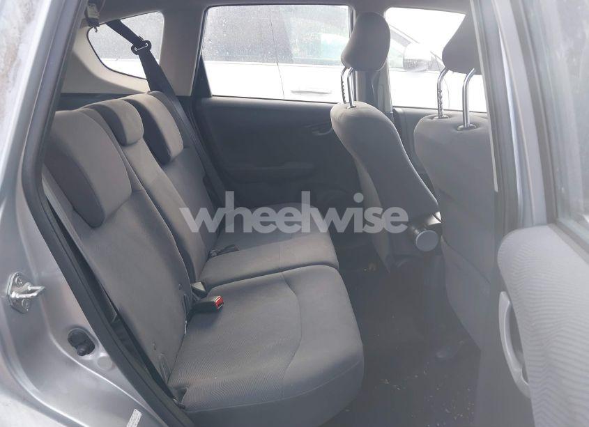 Photo 8 of 2012 Honda Fit (VIN JHMGE8H35CS002119)