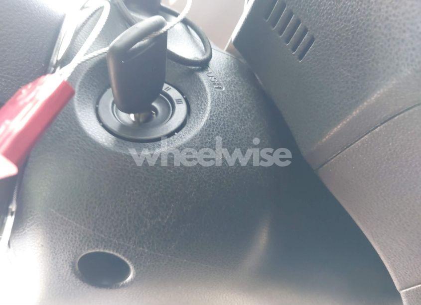 Photo 11 of 2013 Honda Fit (VIN JHMGE8H35DC035813)