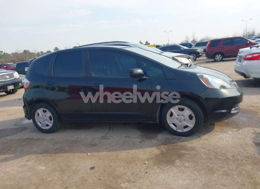 Photo 13 of 2013 Honda Fit (VIN JHMGE8H35DC035813)
