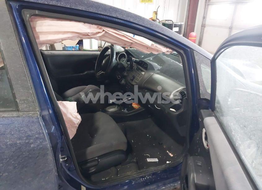 Photo 5 of 2013 Honda Fit (VIN JHMGE8H35DC066916)