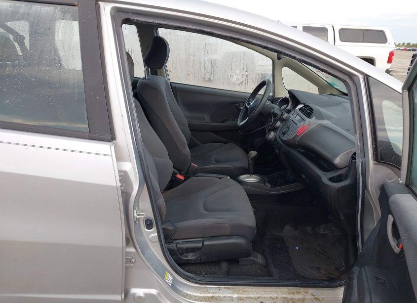 Photo 5 of 2013 Honda Fit (VIN JHMGE8H35DC076412)