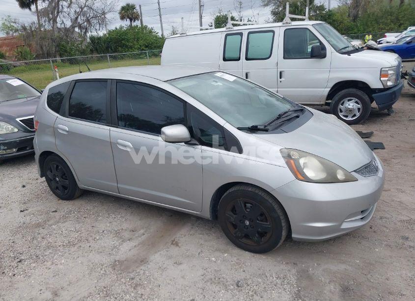 Photo 13 of 2013 Honda Fit (VIN JHMGE8H36DC005221)