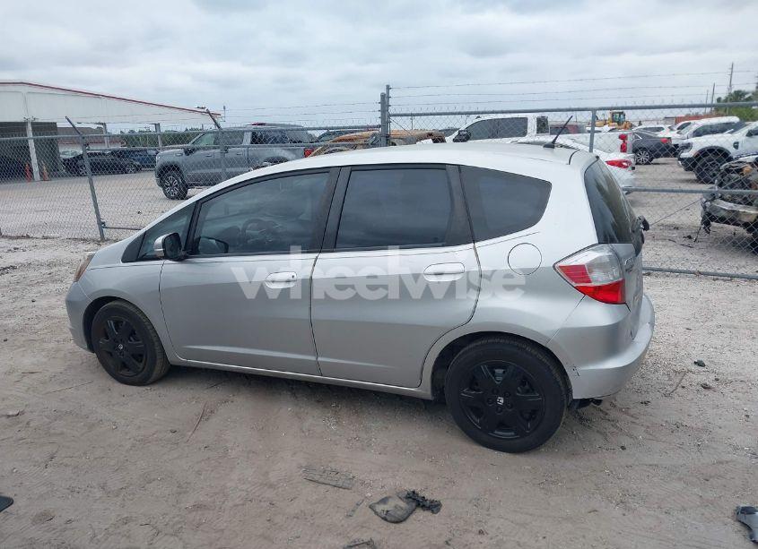 Photo 14 of 2013 Honda Fit (VIN JHMGE8H36DC005221)