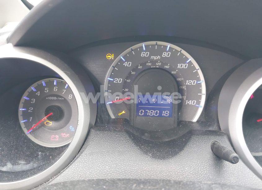 Photo 7 of 2013 Honda Fit (VIN JHMGE8H36DC005221)