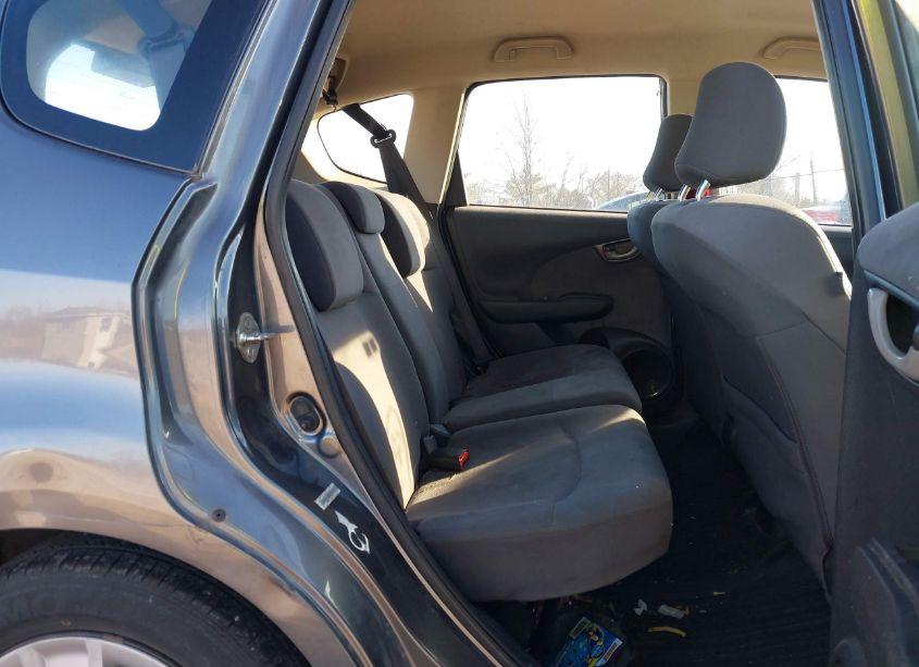 Photo 8 of 2013 Honda Fit (VIN JHMGE8H36DC005252)