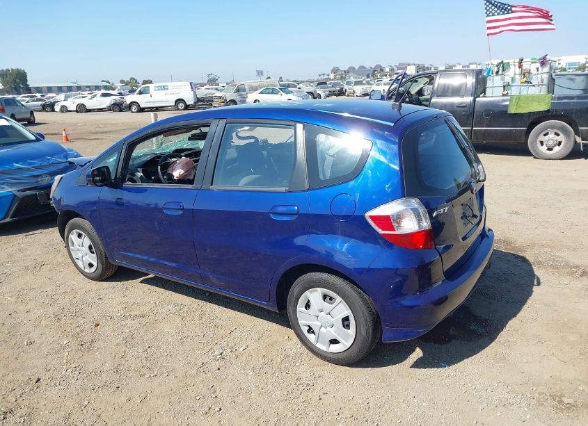 Photo 3 of 2013 Honda Fit (VIN JHMGE8H36DC007843)