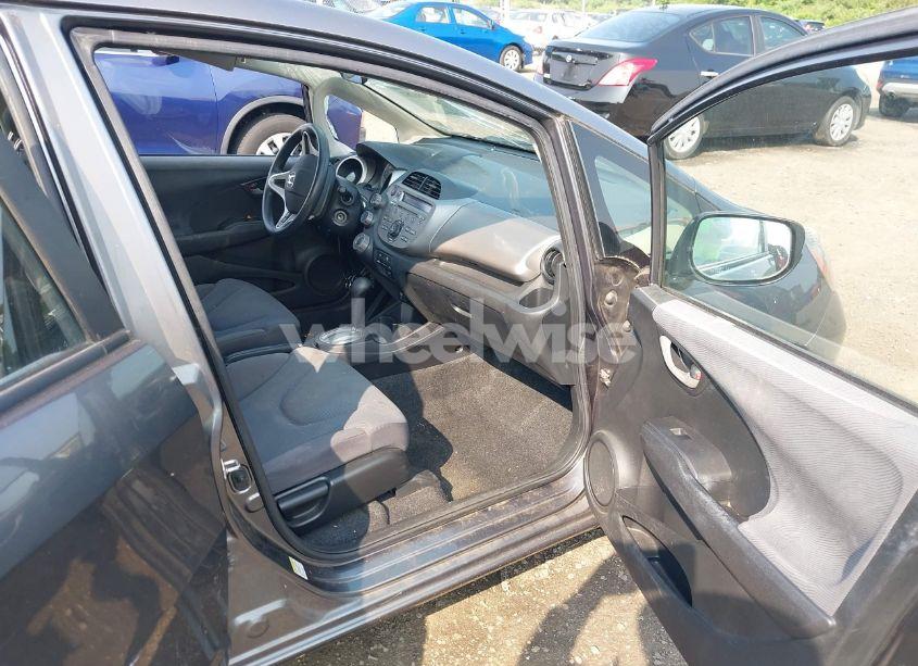 Photo 5 of 2013 Honda Fit (VIN JHMGE8H36DC044567)