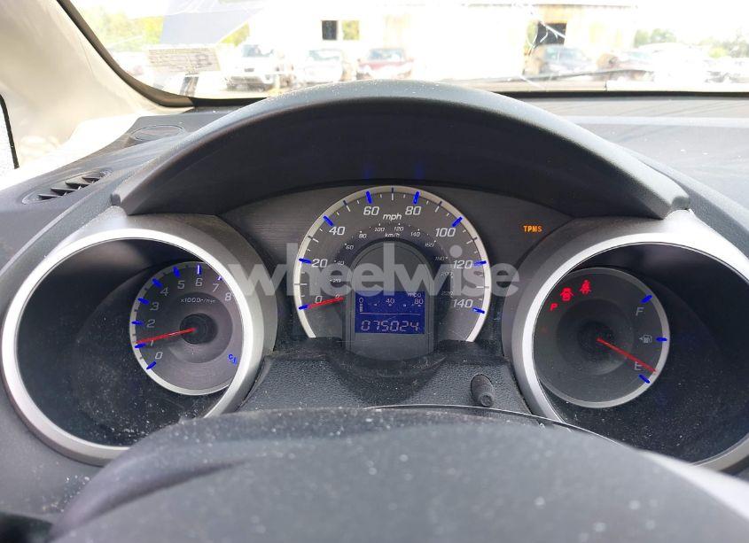 Photo 7 of 2013 Honda Fit (VIN JHMGE8H36DC044567)