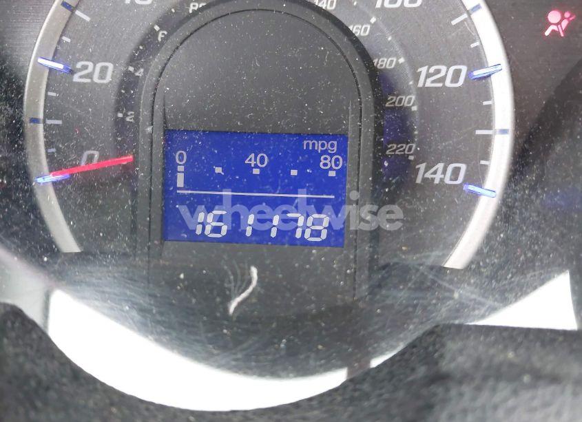 Photo 12 of 2011 Honda Fit (VIN JHMGE8H37BC025278)