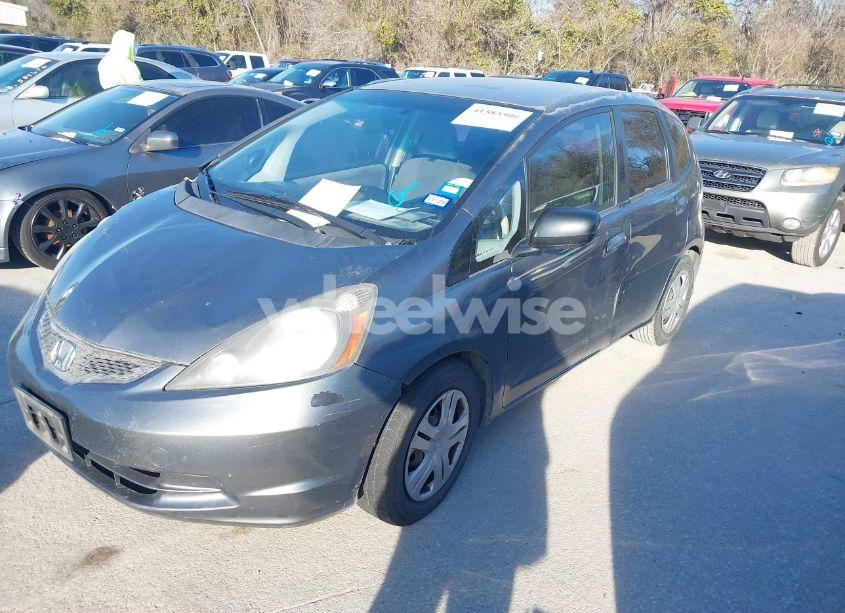 Photo 2 of 2011 Honda Fit (VIN JHMGE8H37BS003223)