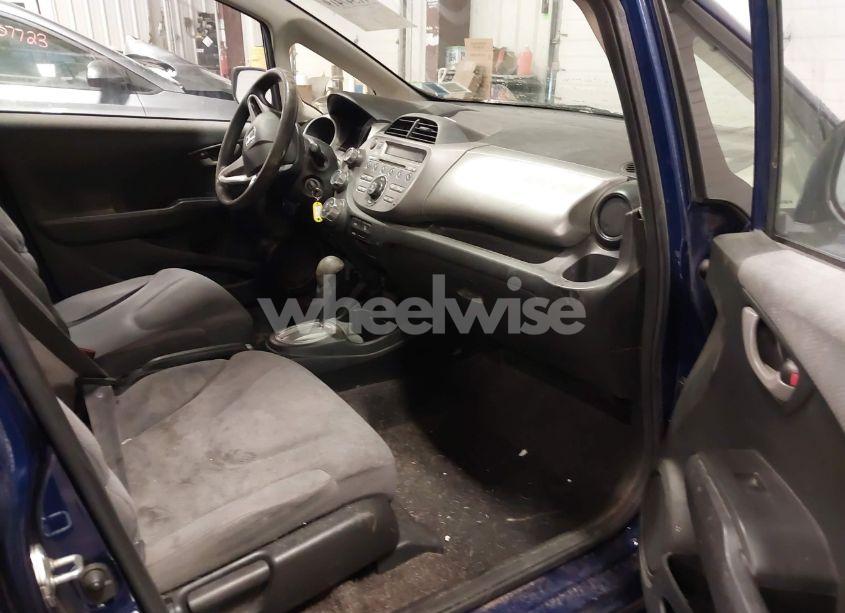 Photo 5 of 2012 Honda Fit (VIN JHMGE8H37CC028506)