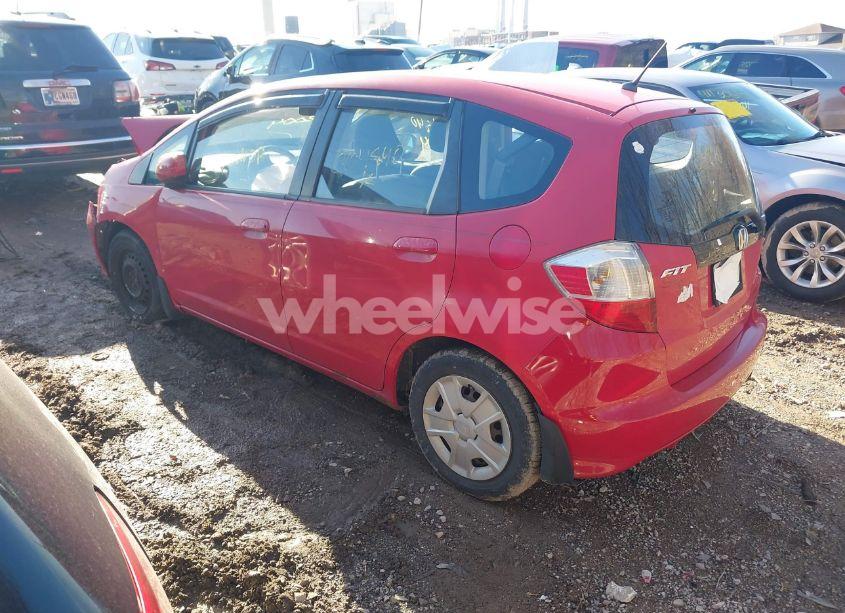 Photo 3 of 2013 Honda Fit (VIN JHMGE8H37DC004840)