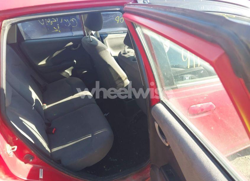 Photo 8 of 2013 Honda Fit (VIN JHMGE8H37DC004840)