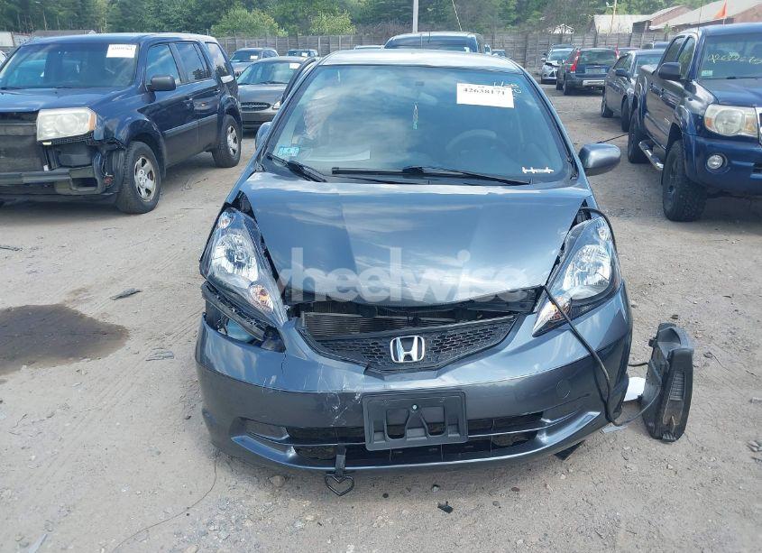 Photo 12 of 2013 Honda Fit (VIN JHMGE8H37DC020052)