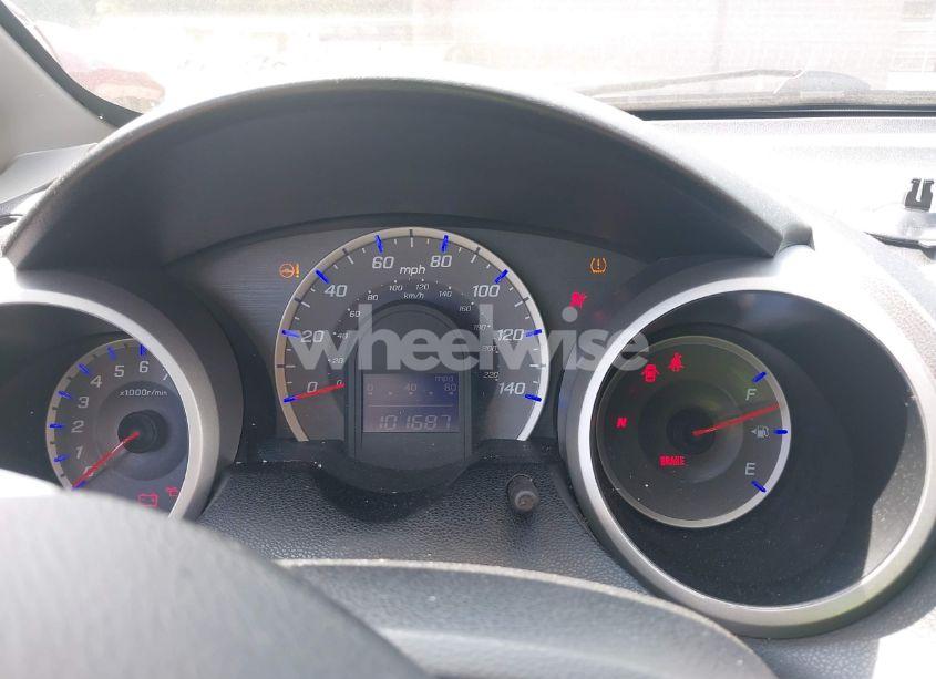 Photo 7 of 2013 Honda Fit (VIN JHMGE8H37DC020052)