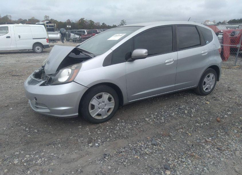 Photo 2 of 2013 Honda Fit (VIN JHMGE8H37DC055769)